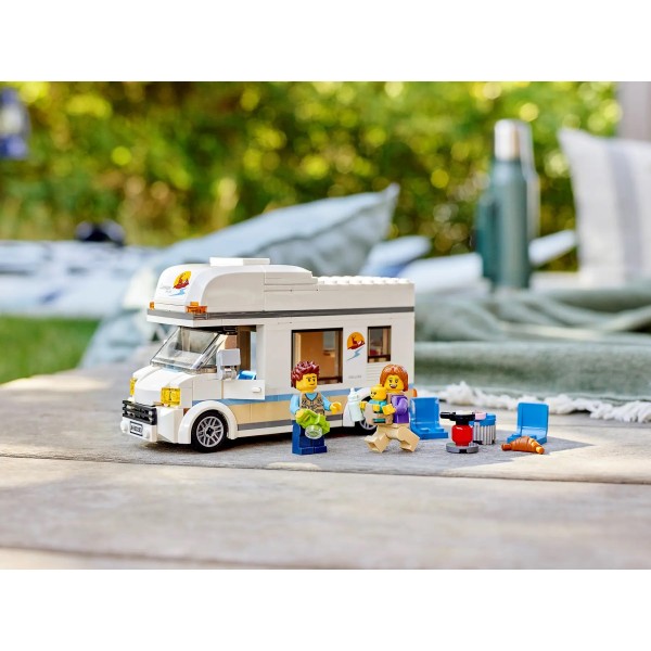 LEGO® Holiday Camper Van 60283