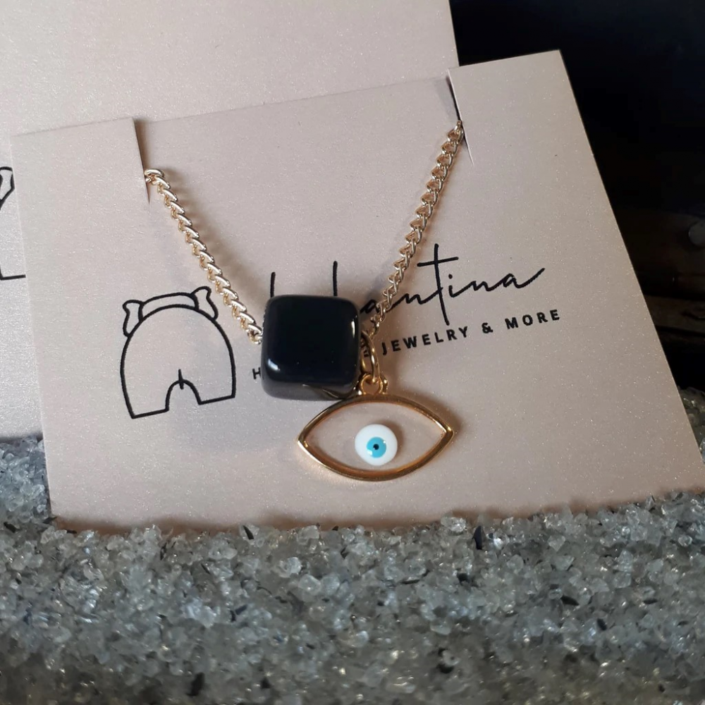 Cube black necklace with eye