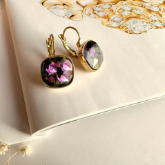 Dangle earrings with purple crystal in K18 gold plating